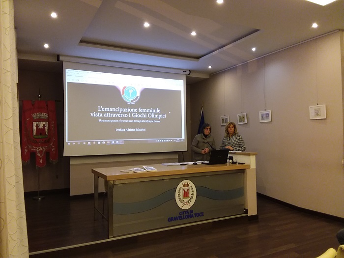 Adriana Balzarini a Gravellona Toce ha parlato di emancipazione femminile