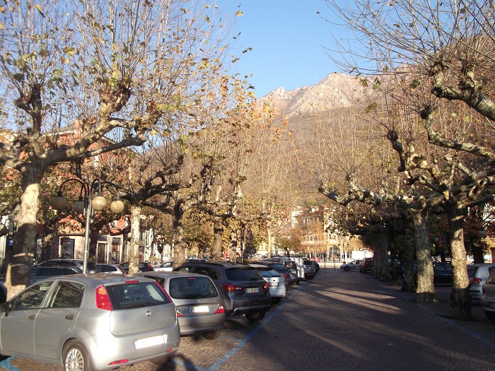 Omegna, parcheggio libero per i genitori della scuola materna
