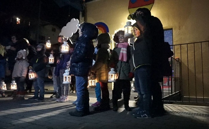 Passeggiata a lume di fiaccola sabato 15 ad Omegna