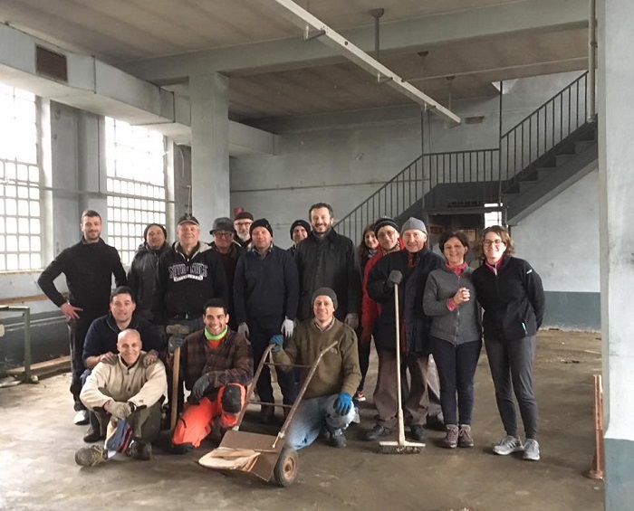 Quarnesi all'opera per i lavori di rivalutazione dell'ex fabbrica "Grassi"