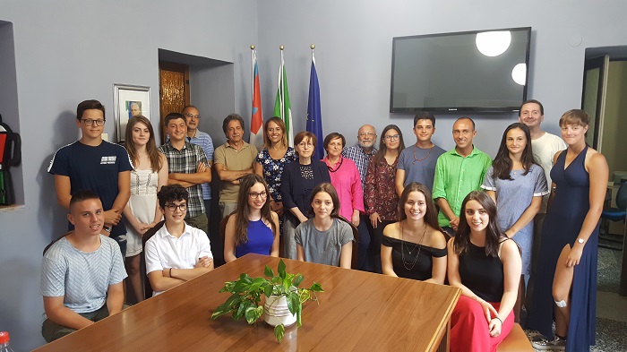 Due classi del Liceo Gobetti di Omegna ricevute in Municipio da Sara Rubinelli