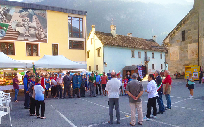 Festa a Varzo per i 20 anni della pro Loco. Raccolti ben 1700 euro per i terremotati. Foto