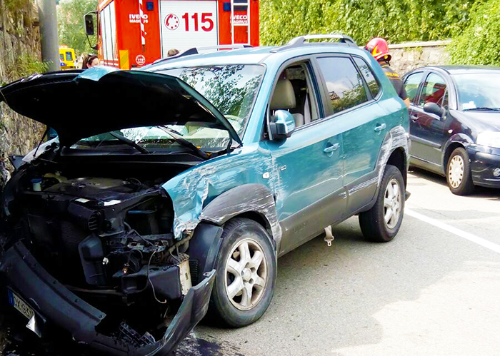 Incidente a Piedimulera, due auto coinvolte in un tamponamento