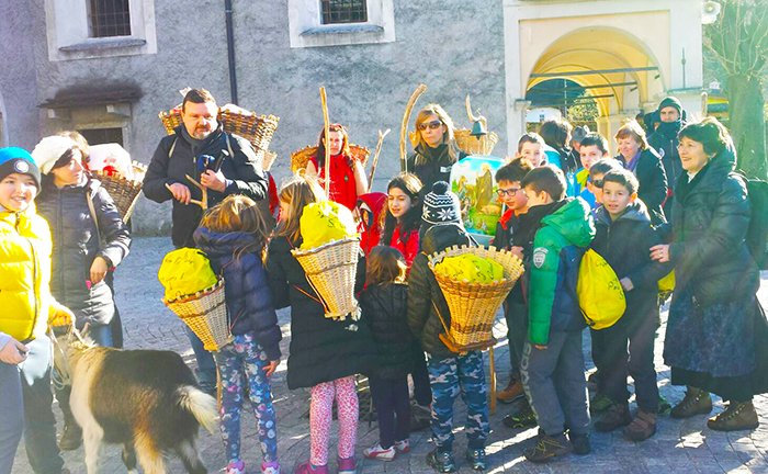 Festa di San Antonio Abate a Beura, sabato la marcia coi gerli del pane. Video