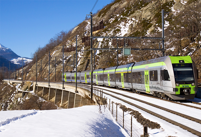 Importante riconoscimento ai treni elvetici Bls per i turisti trasportati nel Vco. Da marzo linee più veloci sino ad Iselle