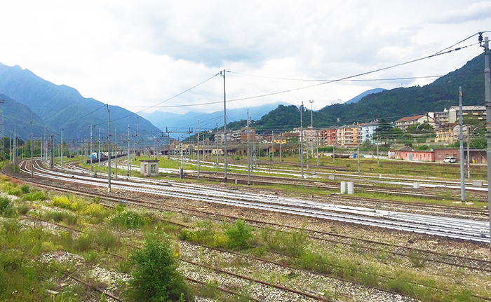 Il Consiglio federale svizzero ha deciso: la tratta ferroviaria Sempione–Domo continuerà a essere gestita dall’Italia