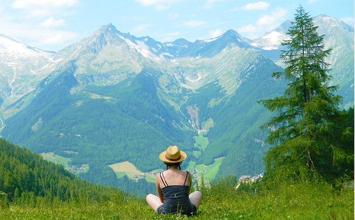 Volete fare la traversata tra Veglia a Devero? Il Parcobus vi riporta alla vostra vettura