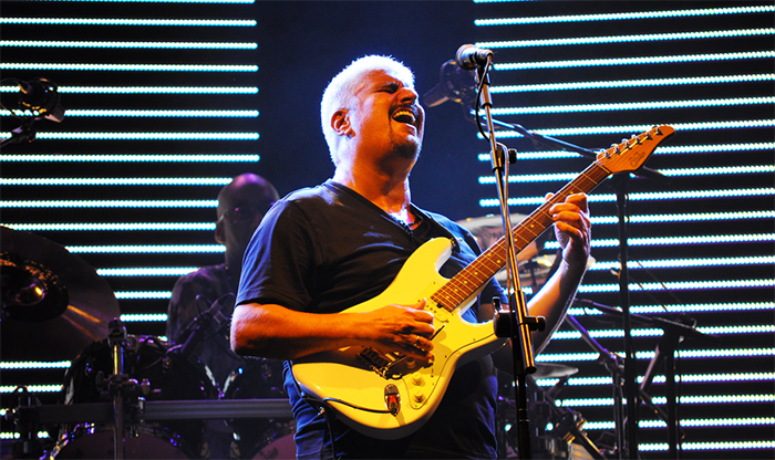 Gli studenti della Bagnolini di Villa al Fabbrica per “Musica in scena” su Pino Daniele