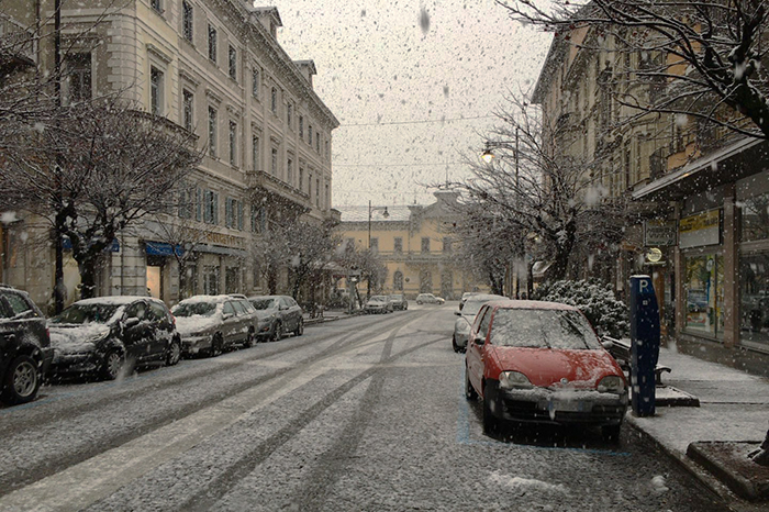 Nevica, ed a grossi fiocchi! Domenica il sole...e tanta neve fresca