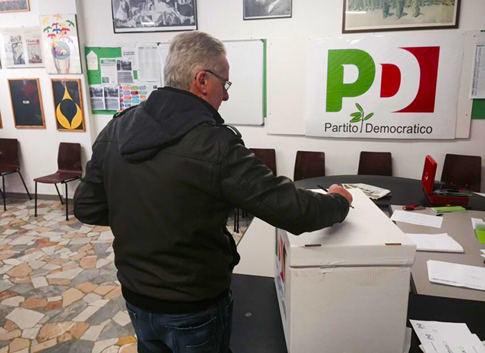 Affluenza alle Primarie, dati ufficiali, alle 12 hanno votato 433 persone