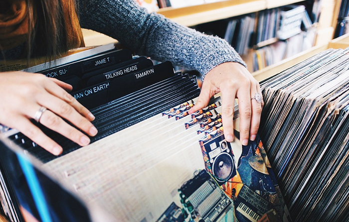 Al Galletti di celebrano i mitici 33 e 45 giri con uno spettacolo musicale e la fiera del vinile