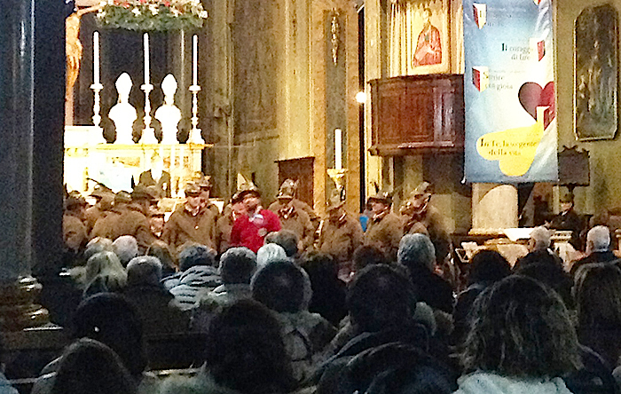 In Collegiata a Domo i cori Ana e Valgarina con canti alpini e di montagna per i terremotati