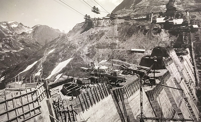 In mostra a Crodo cento bellissime foto della costruzione delle dighe di Morasco, Sabbioni ed Agaro. Foto