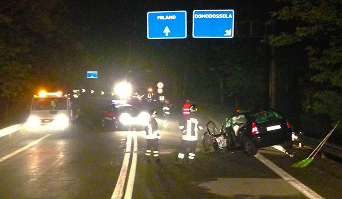 Incidente nel tratto maledetto della SS.33, coinvolti una giovane ed un uomo