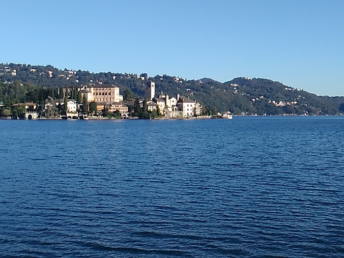  “Le Stelle sul Lago d’Orta” unisce cucina e solidarietà sulle rive del Cusio. Video