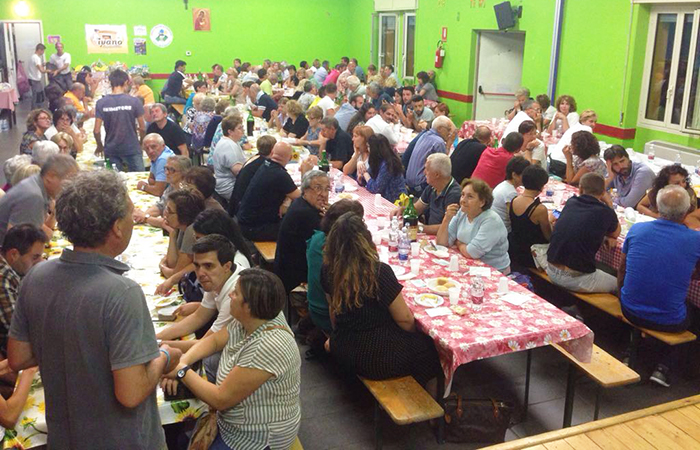 Villa è solidale coi terremotati, raccolti ben 3250 euro con la pasta all'Amatriciana. Video e Fotogallery