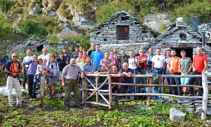 Sentiero dell'Alpe Crosa di Macugnaga dedicato dall'associazione cacciatori a Giancarlo Priani