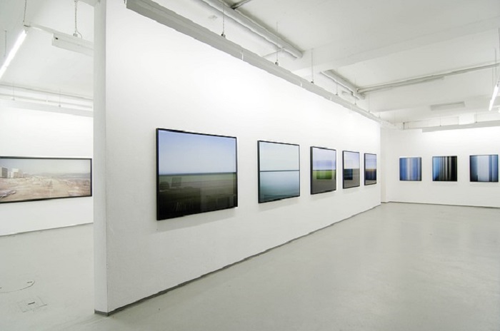“La natura oltre i colori”: mostra di Roberto Cerri alla libreria Ubik