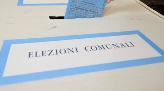 Elezioni nel Vco, a mezzogiorno affluenza quasi al 20%