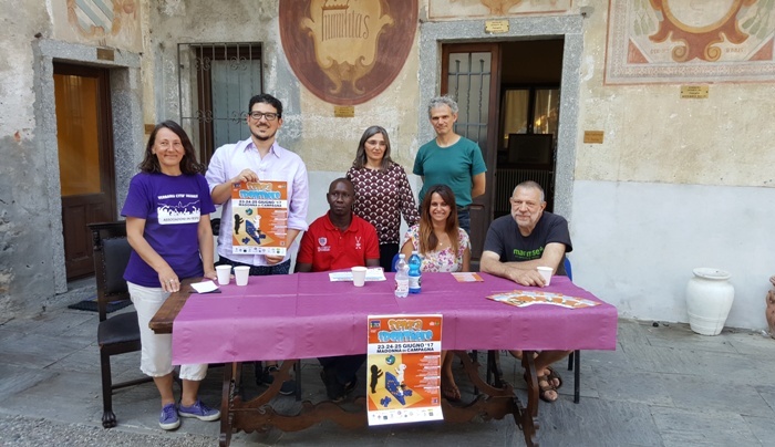 Integrazione e accoglienza tra bici, pallone, musica, cultura e …a tavola