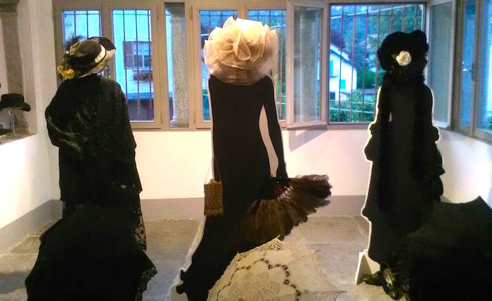 Donna dalla testa ai piedi. Il mondo femminile nella Cultura Vigezzina" in mostra a Santa Maria