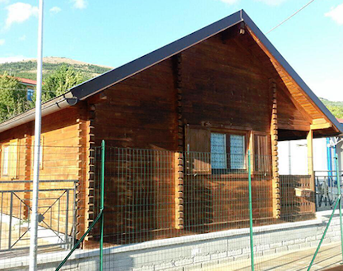 Proiezione video della costruzione della casa di Arquata grazie ai contributi ossolani