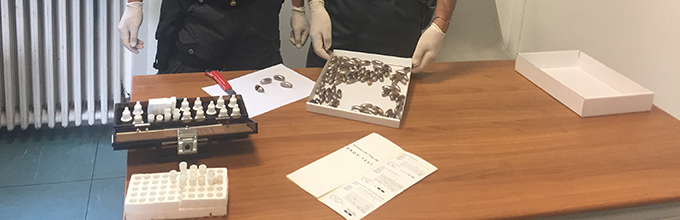 Sequestrati 88 ovuli di hashish in stazione a Domo