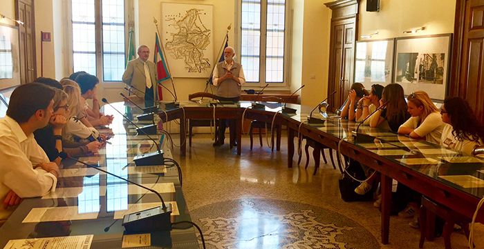 Da Cantù in gita scolastica a Domo per visitare la sala della "Repubblica dell'Ossola"