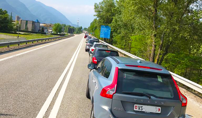 Code sulle superstrada ossolana: "Anas fa lavori non urgenti quando gli svizzeri hanno ferie"