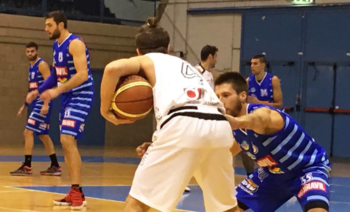 Dominio della Vinavil Cipir a Fossano. Finisce 75-42