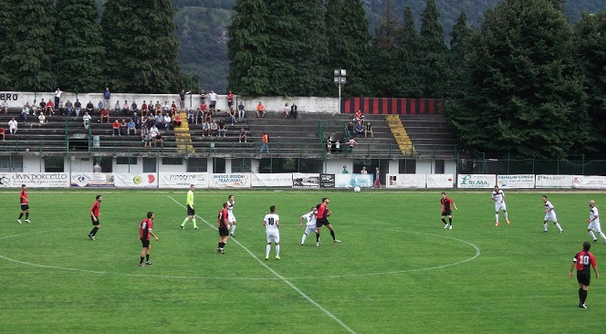 Cade l'Accademia Borgomanero! Omegna-Città di Verbania 1-1