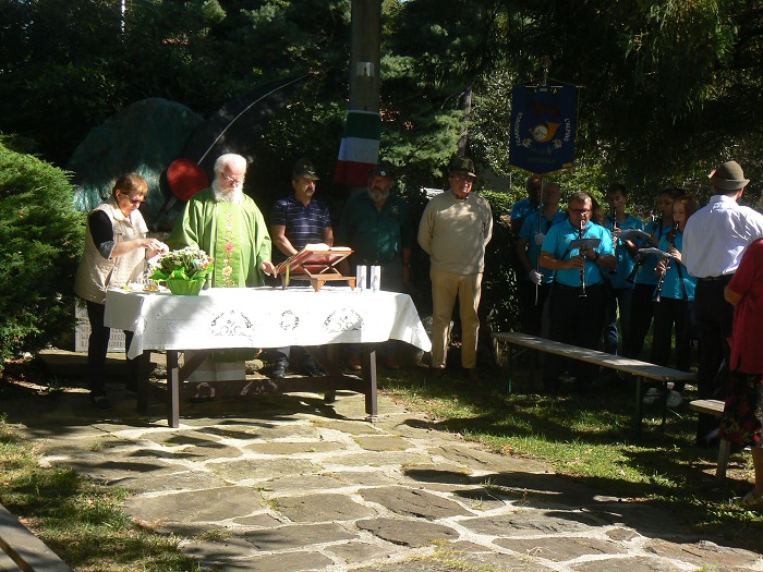 Festeggiato il 41° delle penne nere Grassona Colma Egro. Foto