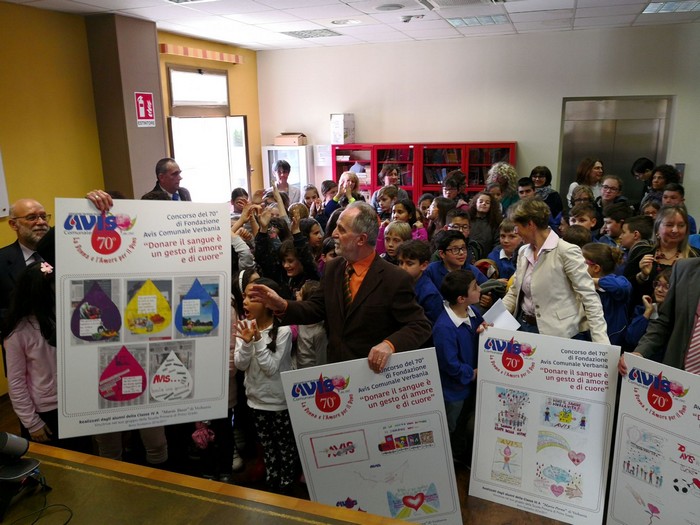 Premiati gli alunni vincitori del concorso del 70° avisino (foto)