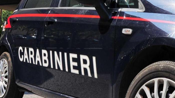 Rissa tra due comitive al ristorante il giorno del XXV Aprile