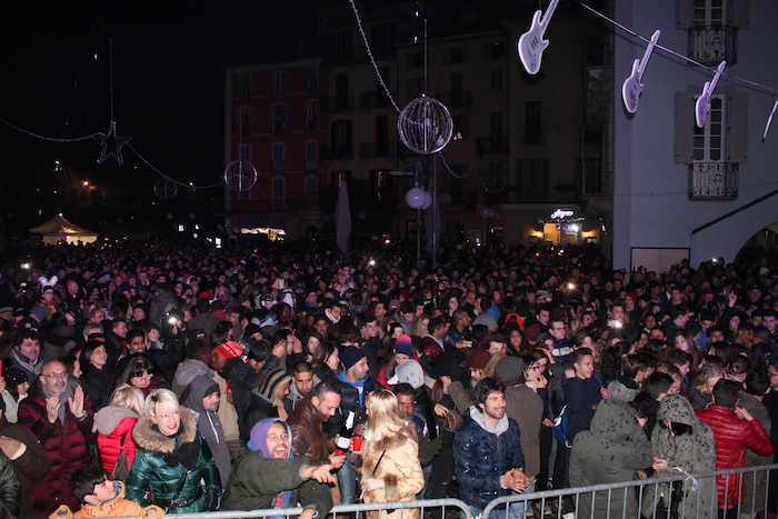Il Capodanno di Verbania: fuochi, luci e musica in piazza, musical al Maggiore