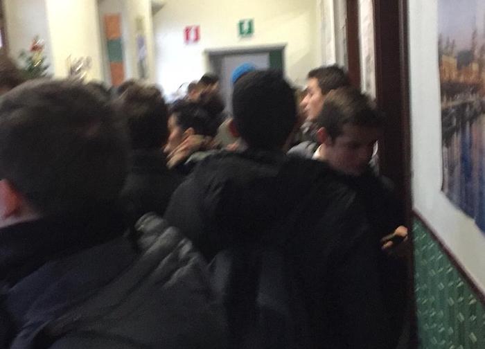 Aule fredde, nuova protesta degli studenti del Maggia