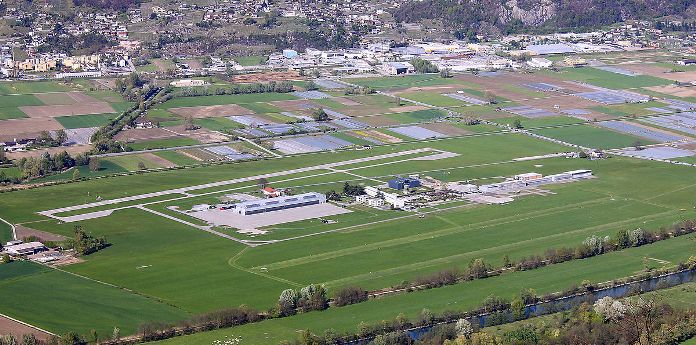 L’aeroporto di Locarno cresce con gli elicotteri e la scuola piloti
