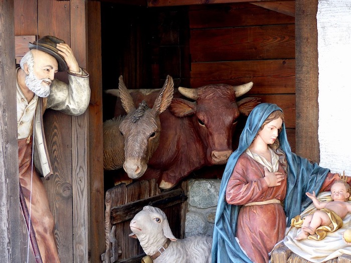 Presepe vivente a Trontano e bacio del Bambino