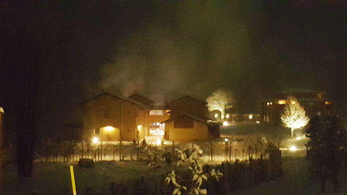 Incendio nella notte al centro di meditazione Mandali di Quarna Sopra. Nessun ferito