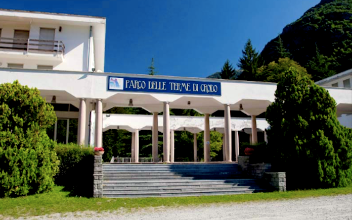 Fresco ed acqua buona nel Parco delle Terme di Crodo, aperto sino a settembre