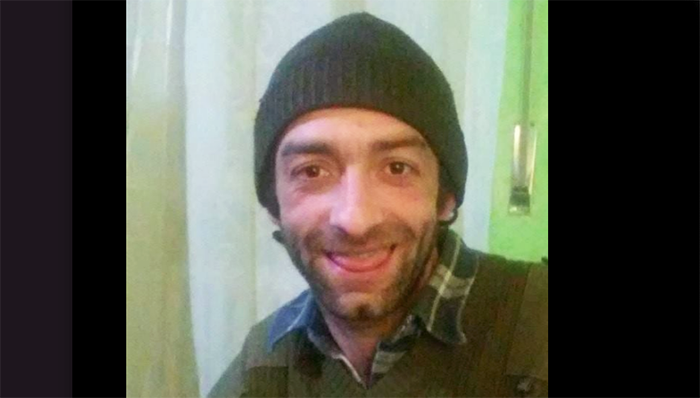 Amputata una gamba a Mirco Manara, investito dal treno insieme al fratello Riccardo, morto sul colpo