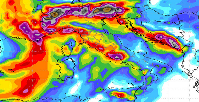 Sono arrivate le piogge, molta attenzione per lunedì. Precipitazioni previste in 24 ore a fondo scala
