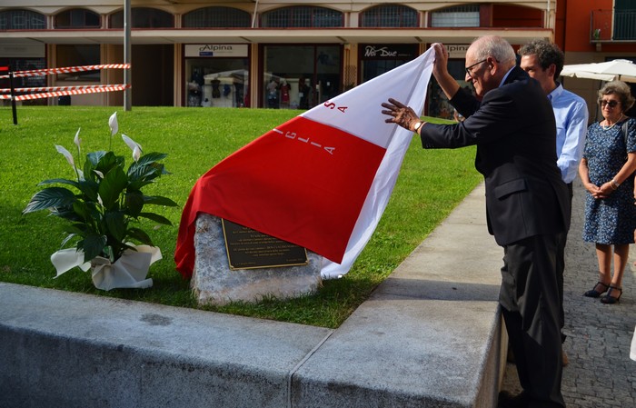 Verbania ha reso omaggio al canonico Mariani (foto)
