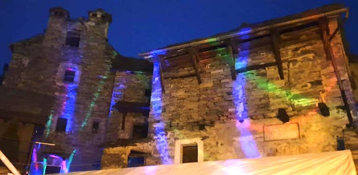 Montecrestese, grande partecipazione per il sabato sera a lume di candela  
