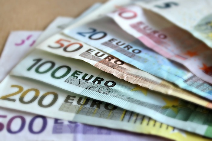 Dogana: scoperti oltre 600mila euro non dichiarati alla frontiera