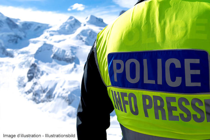 Zermatt: tragedia in pista, muore sciatore 