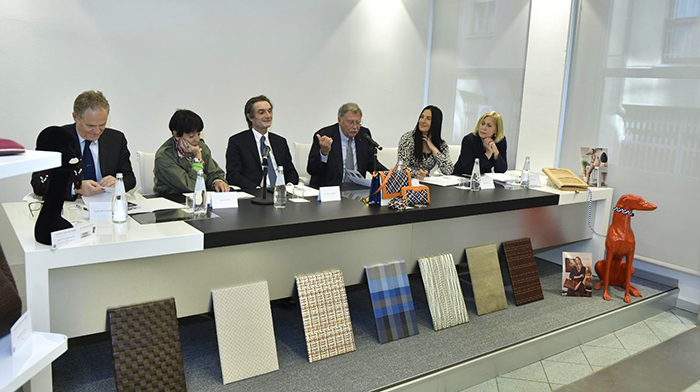 La Manifattura di Domodossola premia i vincitori del suo “fashion contest” Intreccincantiere. Foto