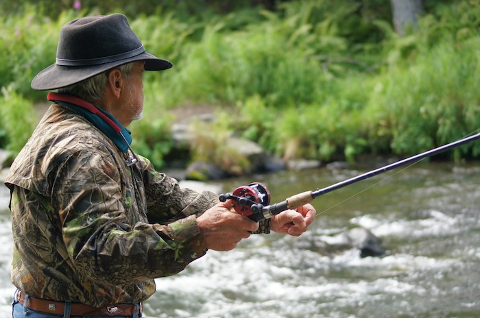 Pesca in Val Grande: in distribuzione i tesserini 