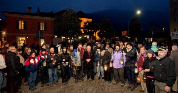 A piedi sulla mulattiera da Cannobio a Trarego: tornano i lanternitt