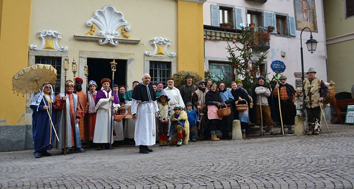 Natale a fine gennaio... a Vanzone la “Festa del Bambin Gesù e dei re magi”. Foto e video